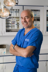 Plastic Surgeon in West Montreal - H3Z 1B7