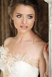 Look Your Best with Professional Makeup Services
