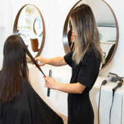 Top Root Touch-Up in Surrey – No Bleach Needed